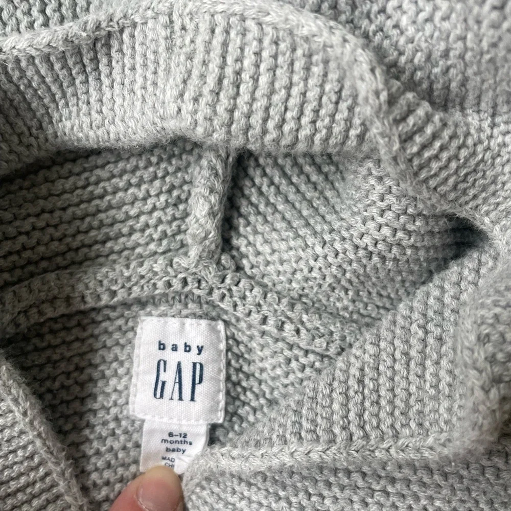 Gap baby brennan bear sweater